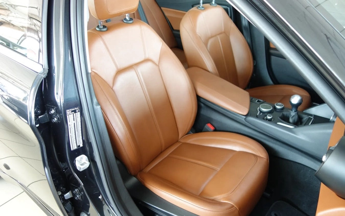 Alfa Romeo Giulia cena 78900 przebieg: 90190, rok produkcji 2016 z Włodawa małe 254